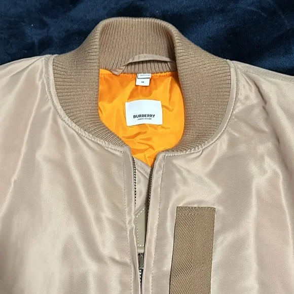 Burberry Logo Print Bomber Jacket - Picture 6 of 17
